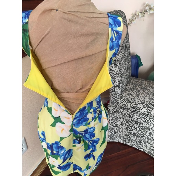 Forsara Dress - Picture 6 of 8